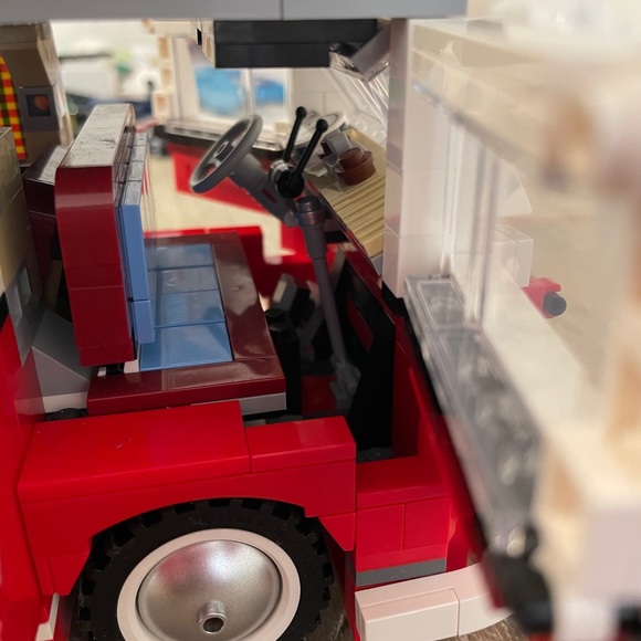 Lego VW Camper #10220 - Picture 7 of 12